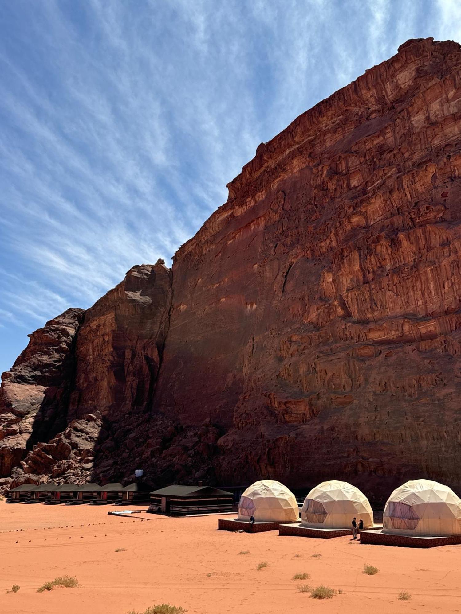 Wadi Rum Bubble Camp & Tour Exteriér fotografie