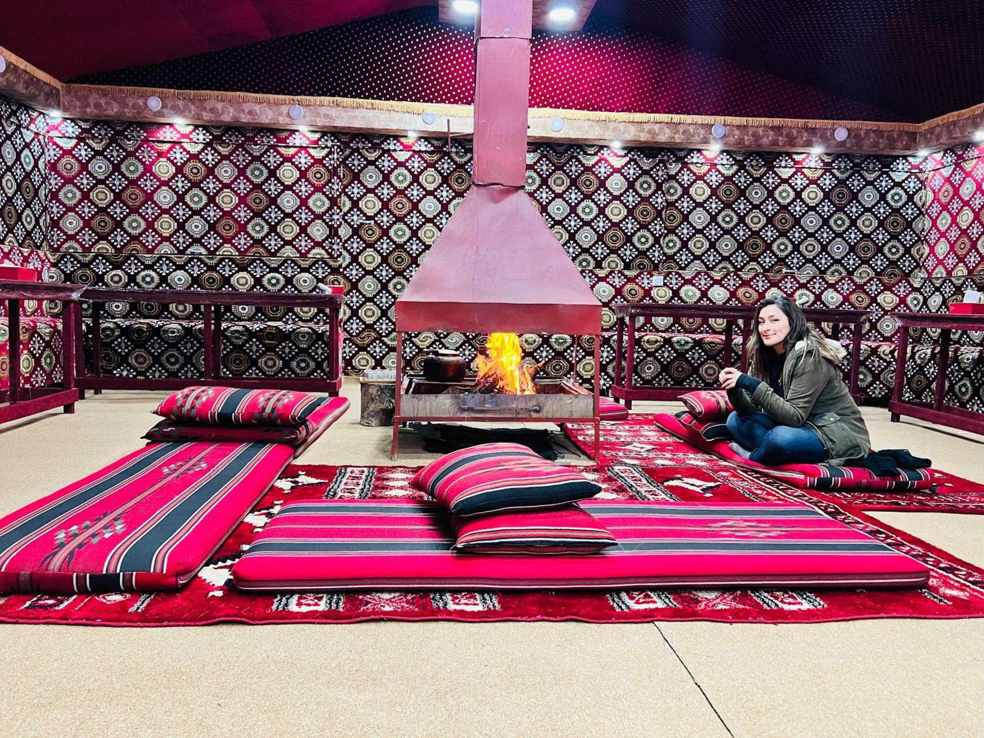 Wadi Rum Bubble Camp & Tour Exteriér fotografie